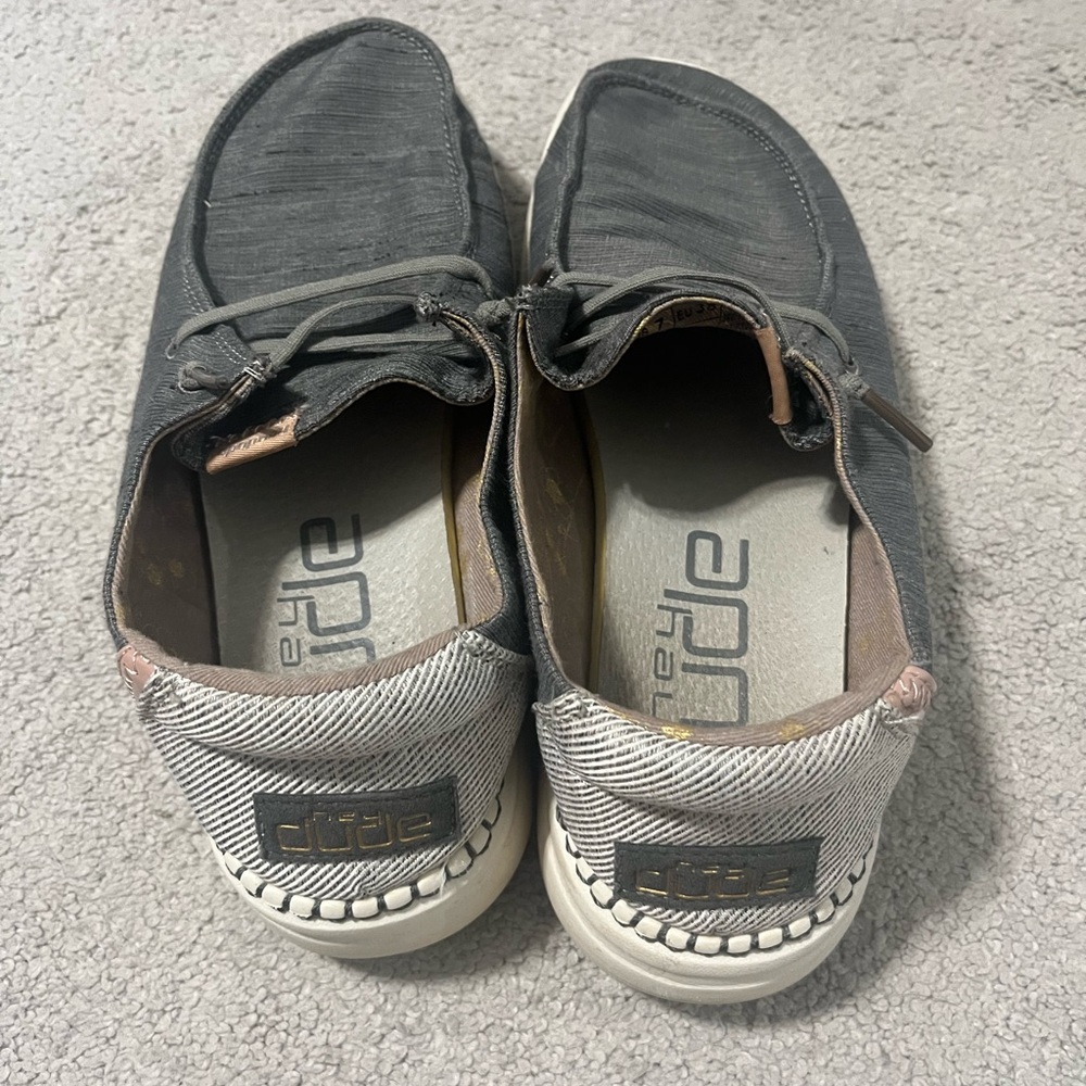 Hey Dude Casual shoes - Picture 2 of 4